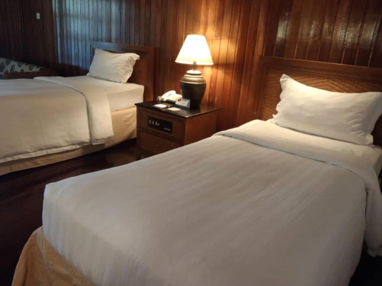 Tiara Labuan Hotel Eksteriør billede